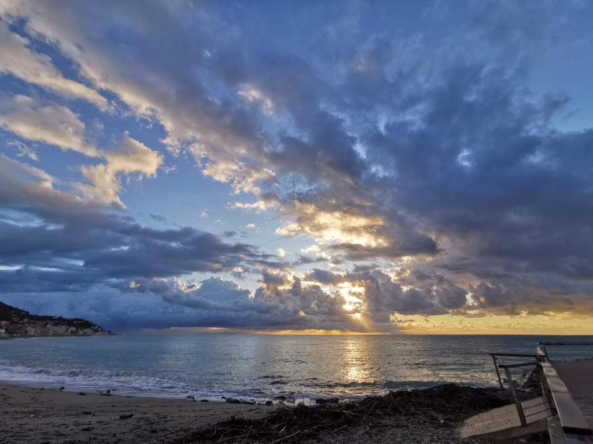 Itaca Otel Varazze Dış mekan fotoğraf